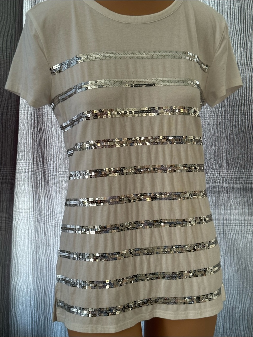 ELLEN TRACY White Sequin Stripe Short Sleeve Women’s Top Size Small